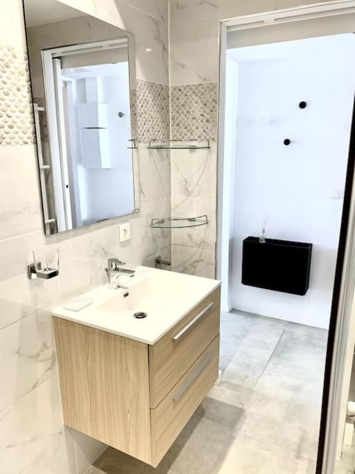 Appartement Saint-Raphael ภายนอก รูปภาพ